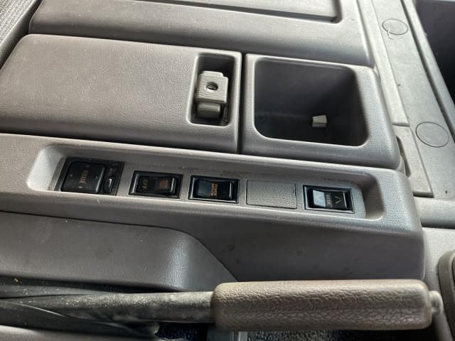 HINO PROFIA 1996 Image 31