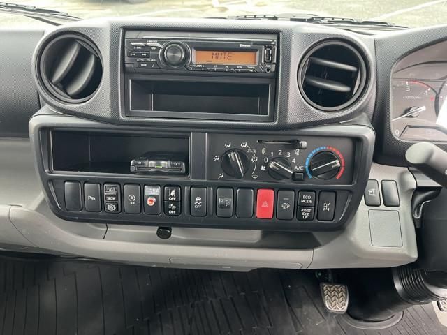 HINO DUTRO 2024 Image 31