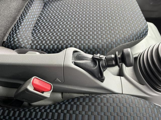 HINO DUTRO 2024 Image 31