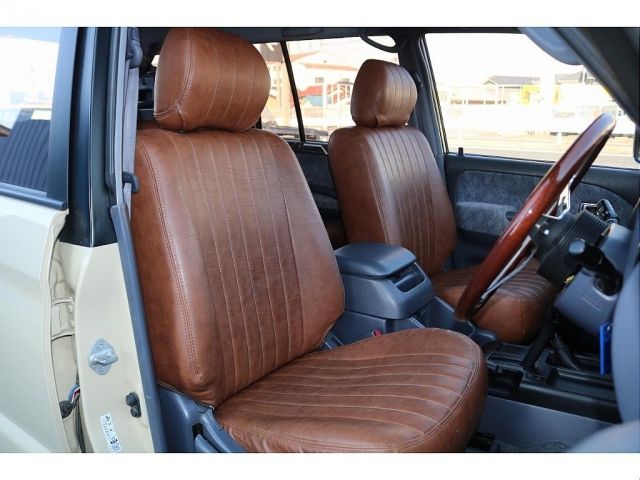 TOYOTA LANDCRUISER PRADO 2001 Image 31