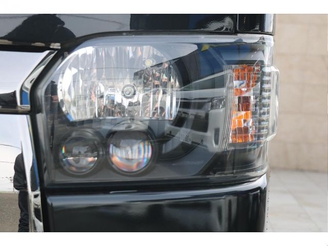 TOYOTA HIACE VAN 4WD 2026 Image 31