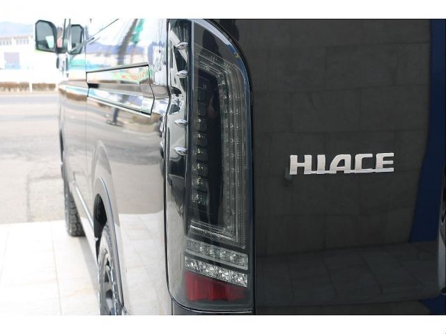 TOYOTA HIACE VAN 4WD 2026 Image 31