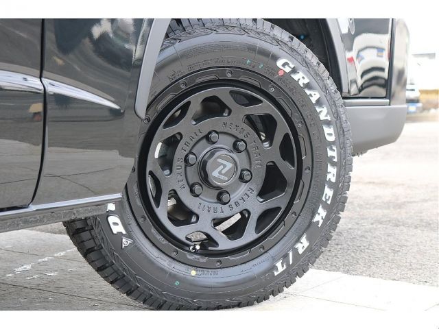 TOYOTA HIACE VAN 4WD 2026 Image 31