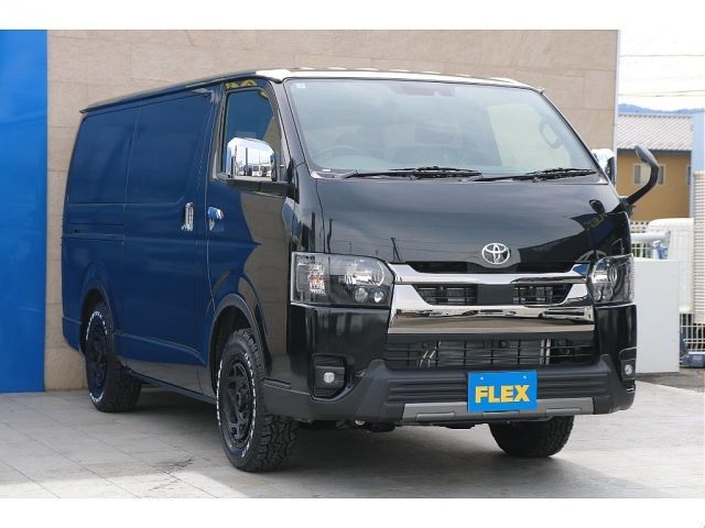 TOYOTA HIACE VAN 4WD 2026 Image 31