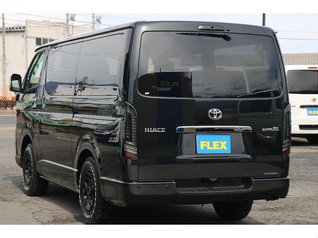 TOYOTA HIACE VAN 4WD 2026 Image 31
