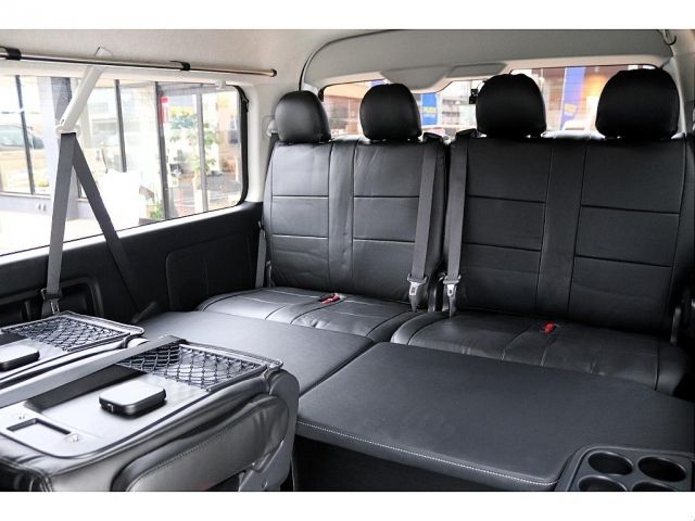 TOYOTA HIACE WAGON 4WD 2020 Image 31