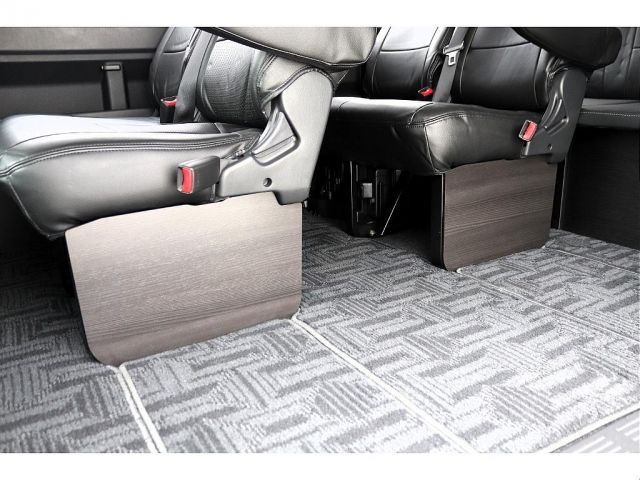 TOYOTA HIACE WAGON 4WD 2020 Image 31