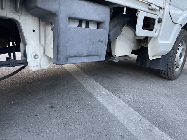 NISSAN CLIPPER TRUCK 2014 Image 31