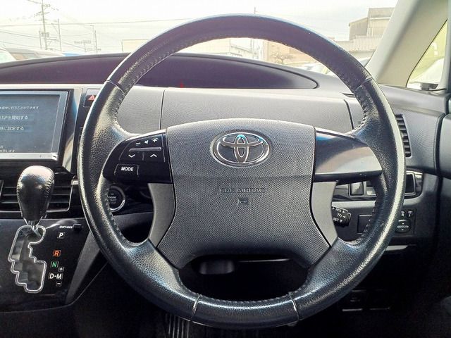 TOYOTA ESTIMA 2013 Image 31