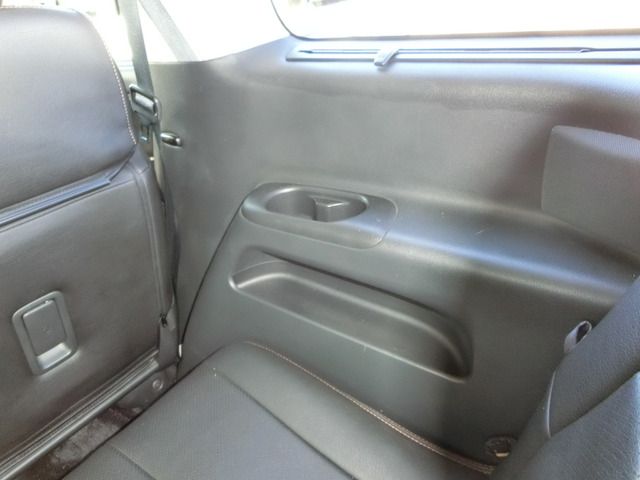 NISSAN ELGRAND 2011 Image 31