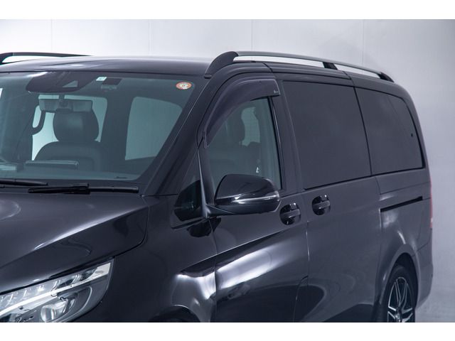 MERCEDES BENZ V CLAS 2023 Image 31