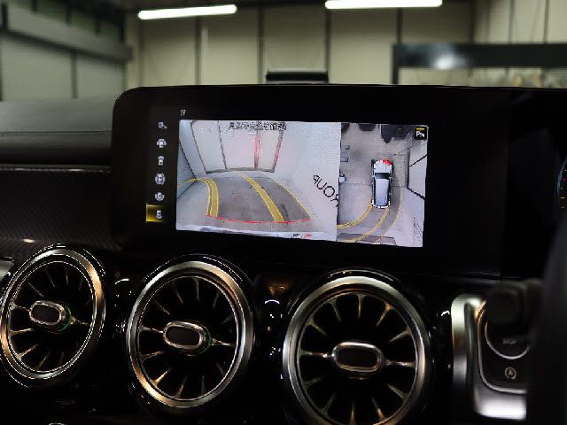 MERCEDES BENZ GLB 2021 Image 31