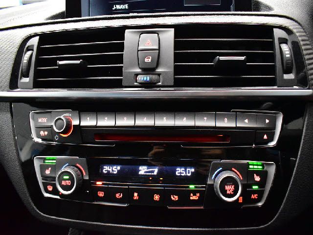 BMW M2 COUPE 2018 Image 31