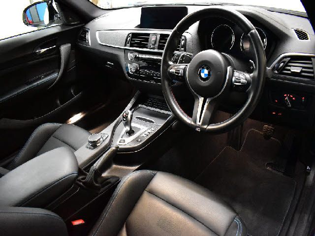 BMW M2 COUPE 2018 Image 31