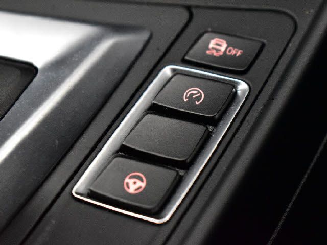 BMW M2 COUPE 2018 Image 31