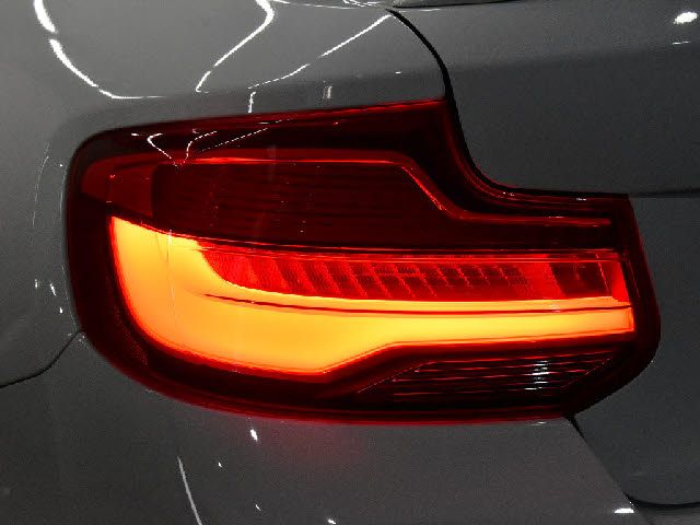 BMW M2 COUPE 2018 Image 31