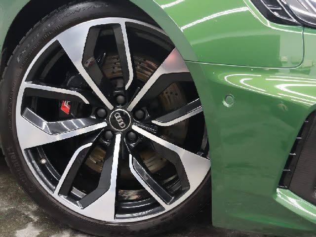 AUDI RS4 AVANT 2019 Image 31