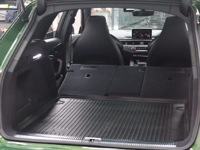 AUDI RS4 AVANT 2019 Image 31