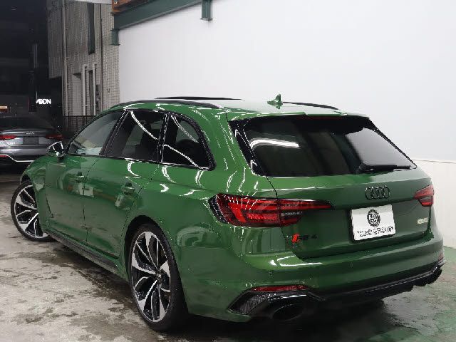 AUDI RS4 AVANT 2019 Image 31