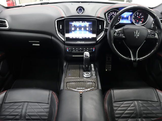 MASERATI GHIBLI SEDA 2019 Image 31