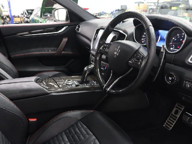 MASERATI GHIBLI SEDA 2019 Image 31