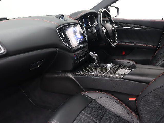 MASERATI GHIBLI SEDA 2019 Image 31