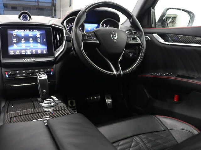 MASERATI GHIBLI SEDA 2019 Image 31