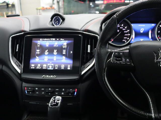 MASERATI GHIBLI SEDA 2019 Image 31