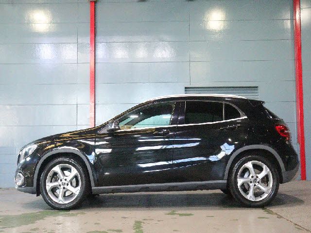 MERCEDES BENZ GLA CL 2018 Image 31