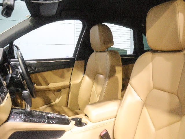 PORSCHE MACAN 2017 Image 31
