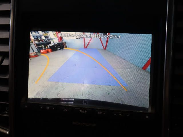 PORSCHE CAYENNE 2015 Image 31