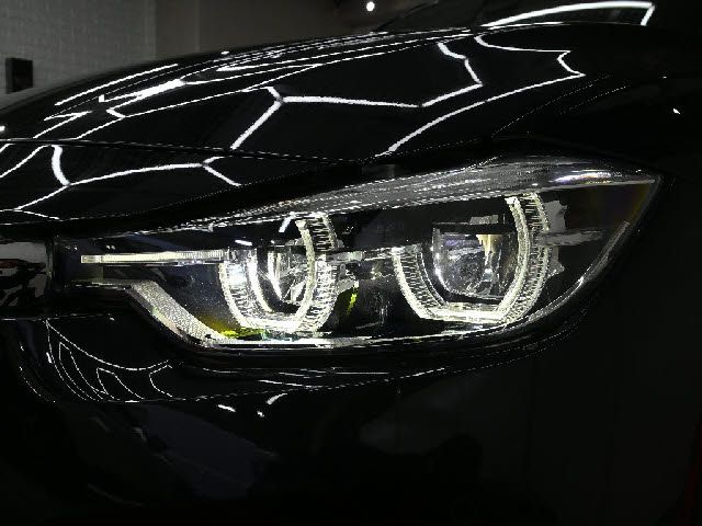 BMW 3SERIES TOURING 2018 Image 31