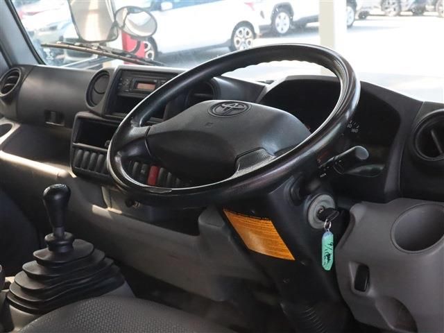 TOYOTA DYNA 2018 Image 31