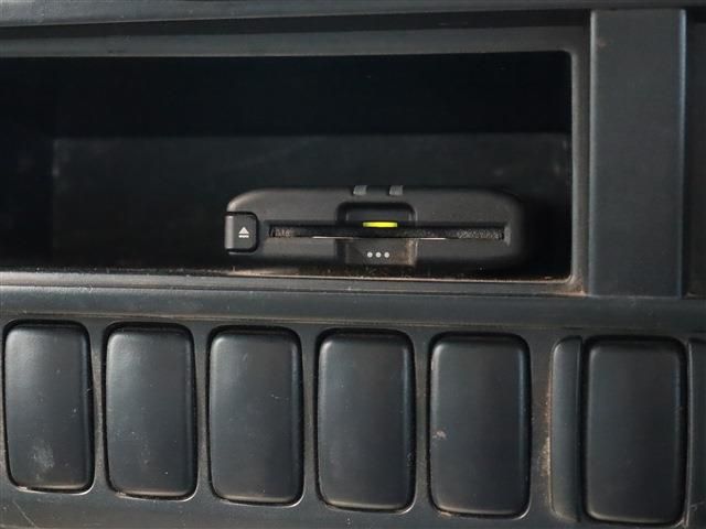 TOYOTA DYNA 2018 Image 31