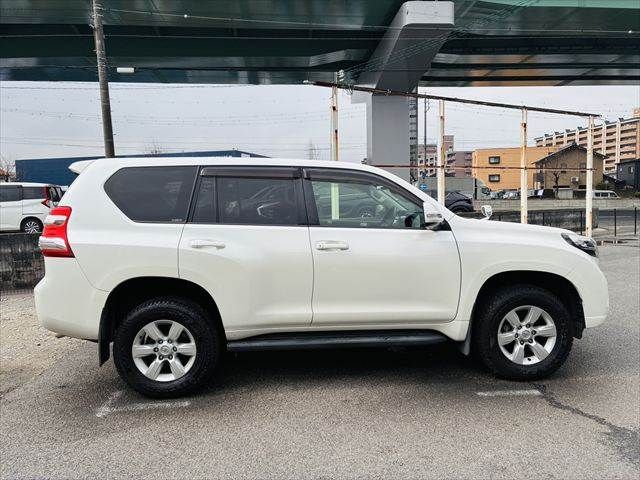 TOYOTA LANDCRUISER PRADO 2014 Image 31