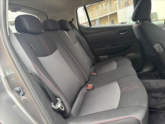 NISSAN LEAF 2019 Image 31