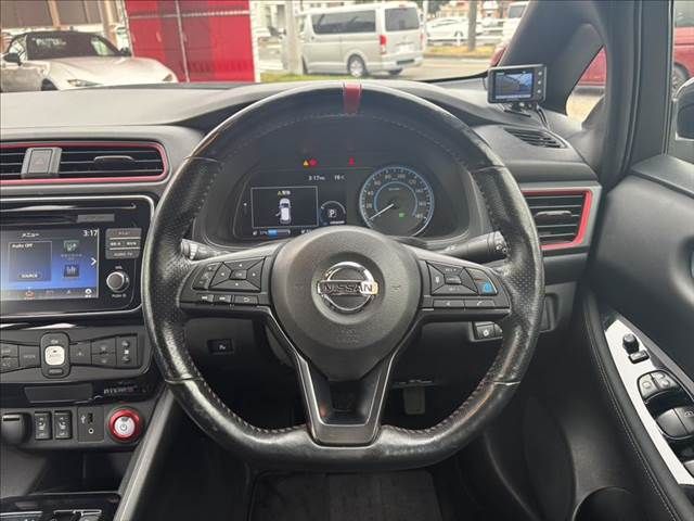 NISSAN LEAF 2019 Image 31