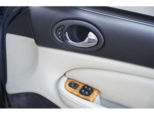 JAGUAR XKSERIES COUP 2006 Image 31