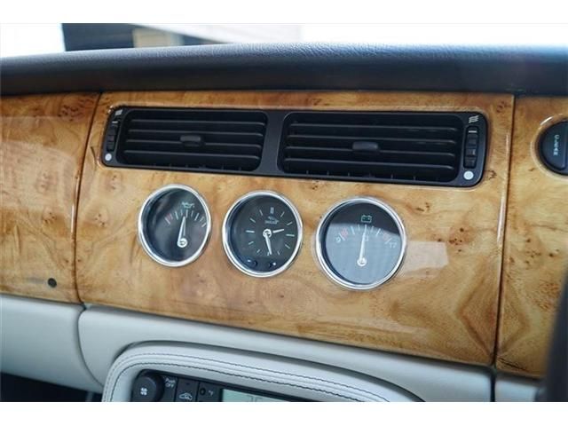 JAGUAR XKSERIES COUP 2006 Image 31