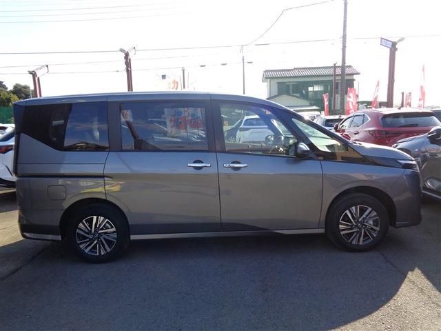 NISSAN SERENA  WG 4WD 2023 Image 31