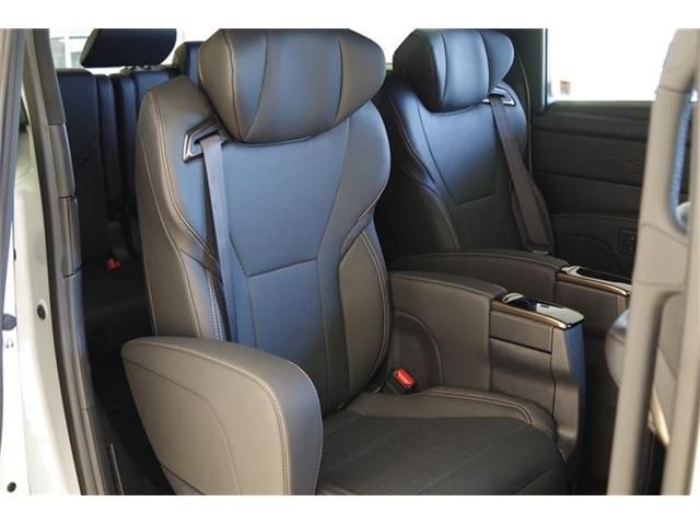 TOYOTA ALPHARD 2025 Image 31