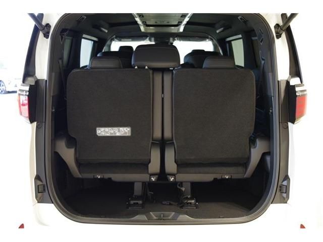 TOYOTA ALPHARD 2025 Image 31