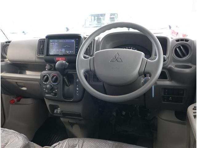 MITSUBISHI MINICAB VAN 2024 Image 31