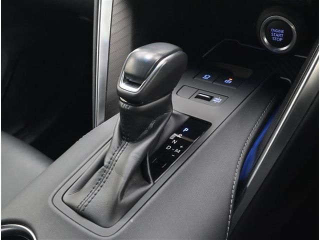 TOYOTA HARRIER 2WD 2020 Image 31