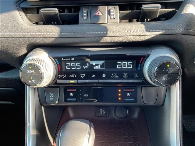 TOYOTA RAV4 4WD 2024 Image 31