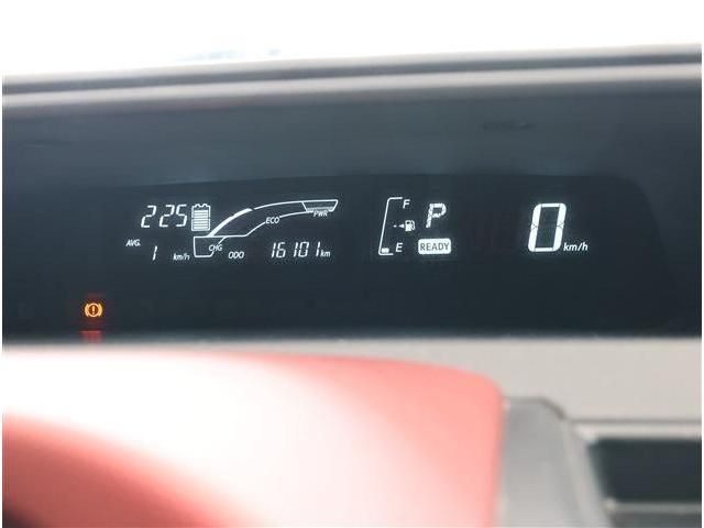 TOYOTA AQUA 2015 Image 31