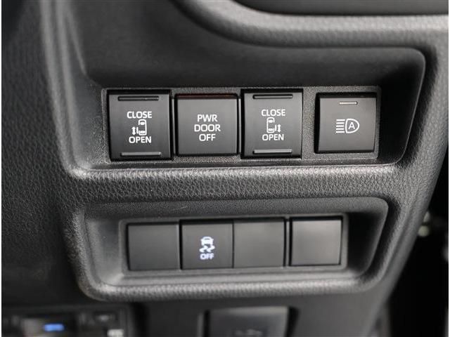 TOYOTA SIENTA HYBRID 2025 Image 31