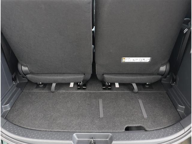 TOYOTA SIENTA HYBRID 2025 Image 31