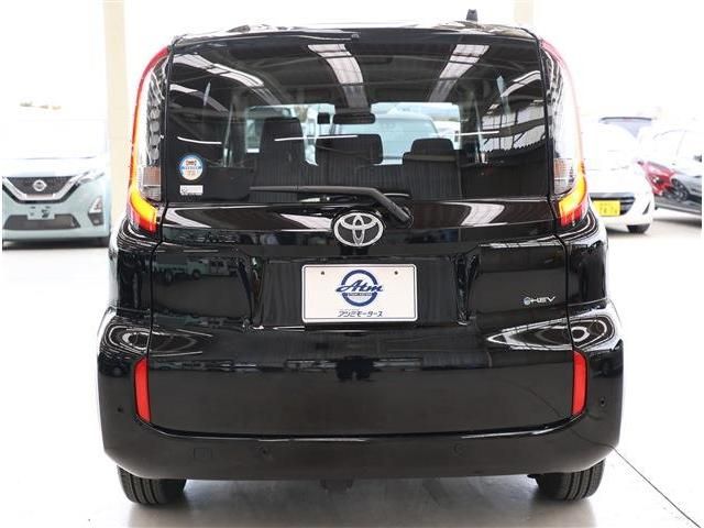 TOYOTA SIENTA HYBRID 2025 Image 31