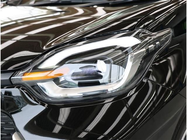 TOYOTA SIENTA HYBRID 2025 Image 31